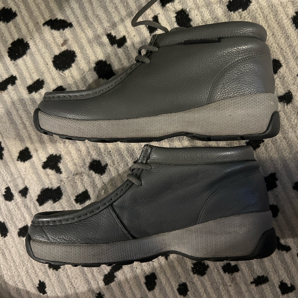 Phat farm gray boot shoes